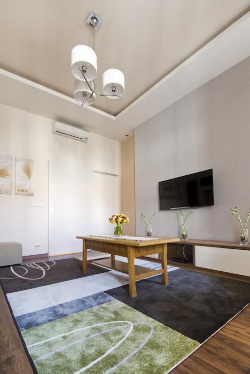 Nn Apartman Budapest Budapeste Quarto foto